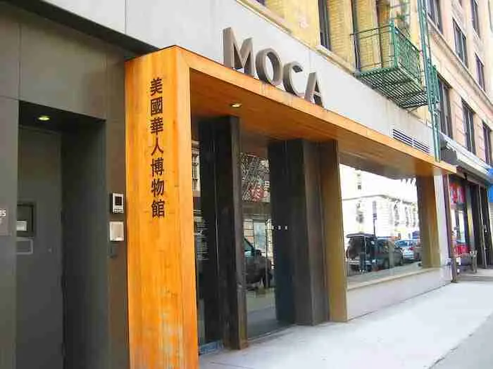 Moca, Chinatown