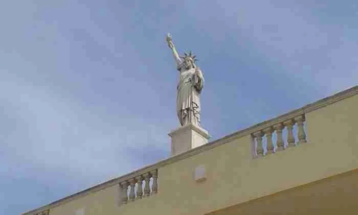 La Statua che si trova in Salento