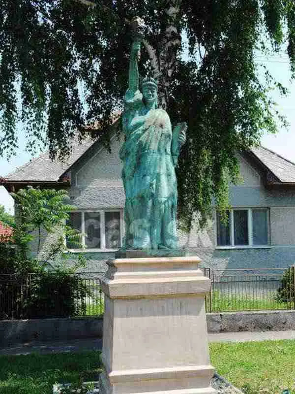 La Statua che si trova in Slovacchia