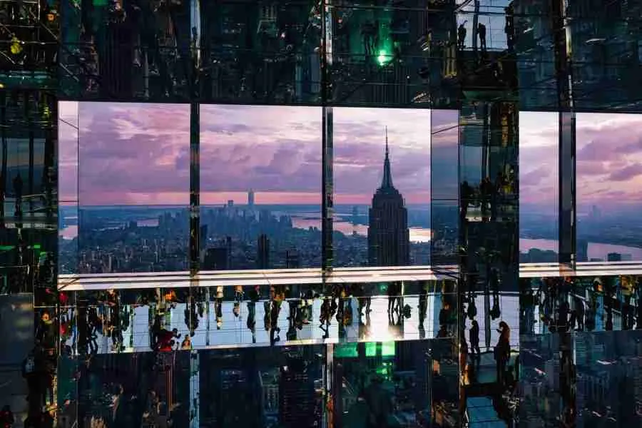 L'Empire State Building visto dall'osservatorio del Summit One Vanderbilt, New York