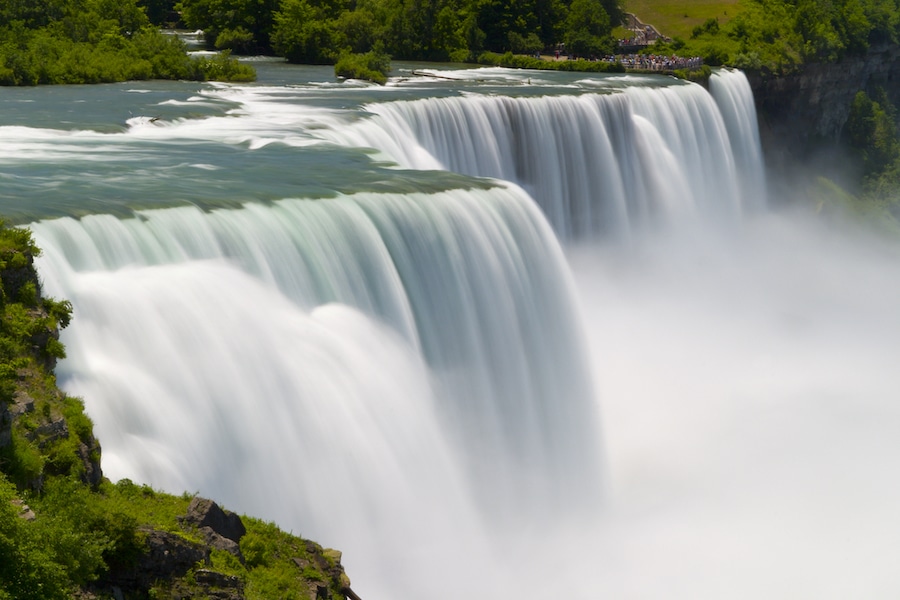 Le American Falls sono una delle tre cascate del Niagara