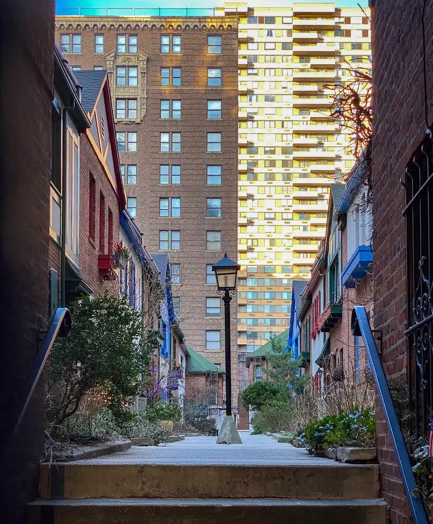 Pomander Walk, Upper West Side New York